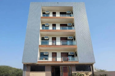 unmarried couple friendly hotels in super townhouse hotel spr road gurugram