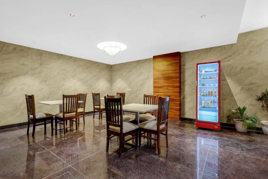 5 star hotels in super townhouse hotel spr road gurugram