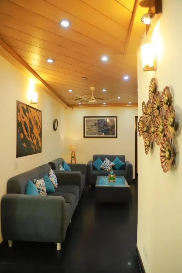 hotel near gurugram airport - the rejoice venture