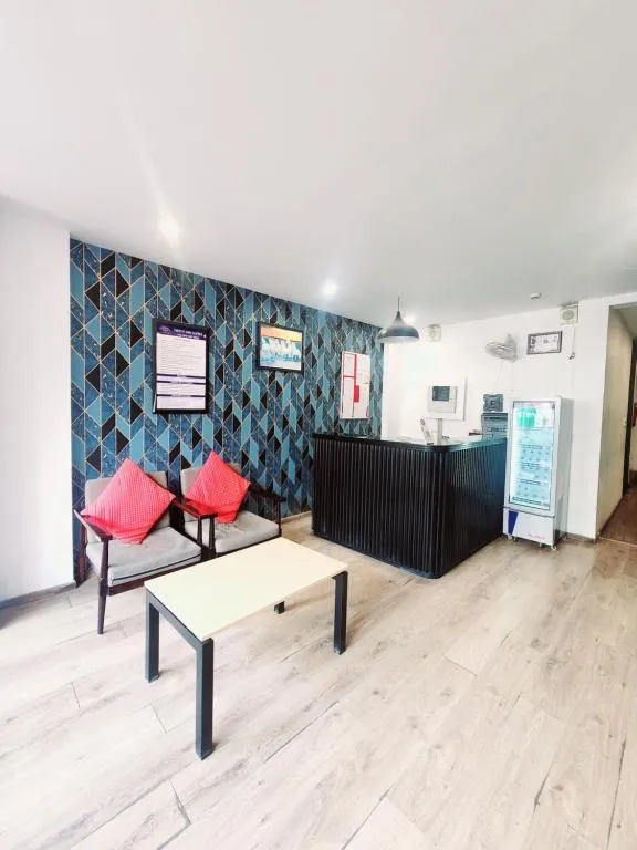 group holiday hotels in tipsyy inn 003 gurugram