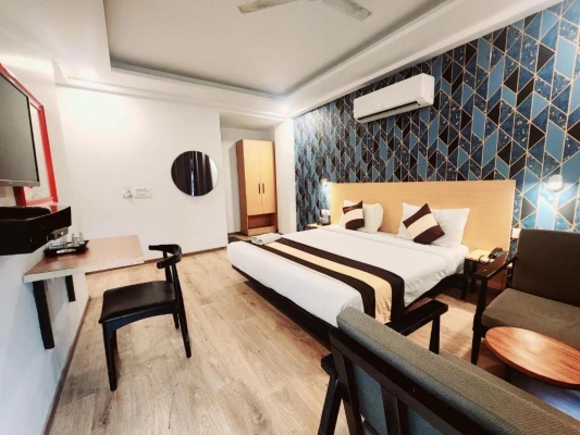 hotel with bar in sector 46, gurugram - tipsyy inn 003