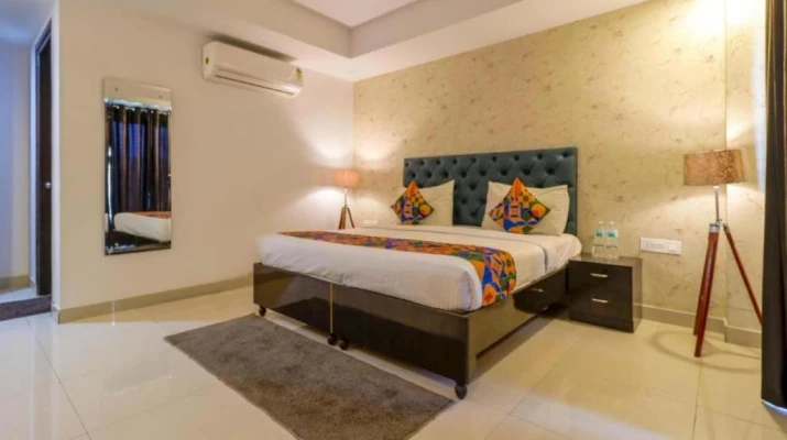 flexible hotel booking in tipsyy inn sutes 007 gurugram