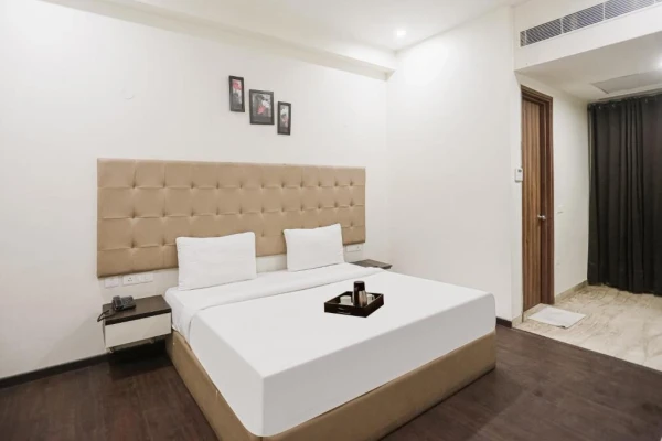 unmarried couple friendly hotels in townhouse the amv hotel gurugram