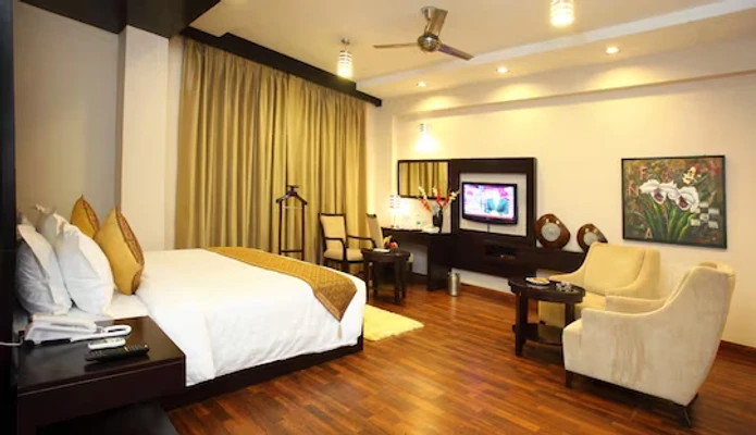 hotel with bar in sector 31, gurugram - trevon inn gurugram