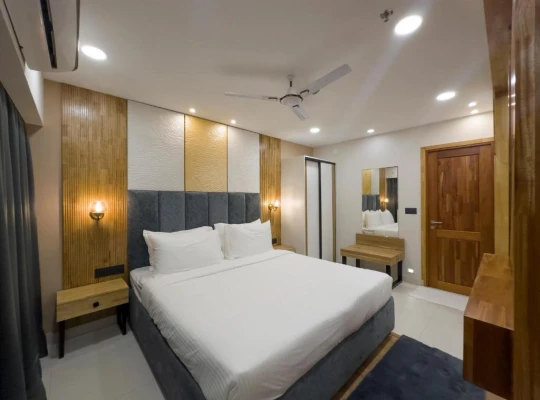 luxury hotel in 7 apple hotel guruvayur guruvayur
