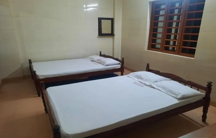 online room booking in north nada, guruvayur - devanjana inn lodge