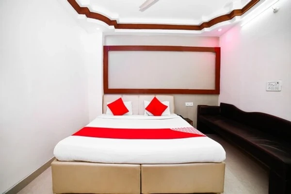 hotel with swimming pool in morar, gwalior - hotel rama utsaw