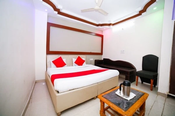 hotels for couple in hotel rama utsaw gwalior