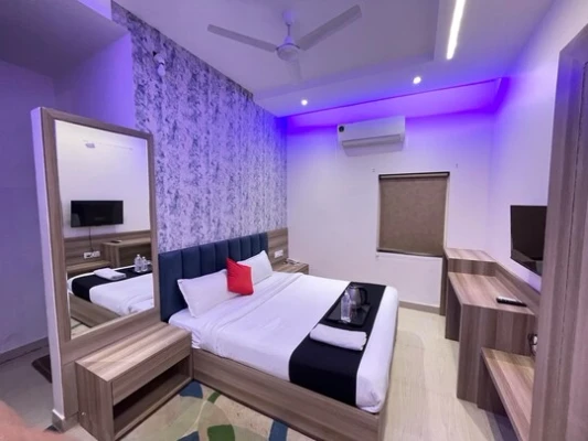 hotels for unmarried couples in trpotels prince mama gwalior