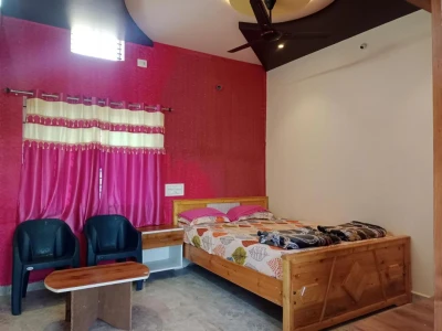 hotel in hampi road, hampi for family - bg royal heritage