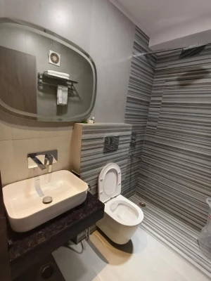 honeymoon hotels in hotel aryan inn	haridwar haridwar