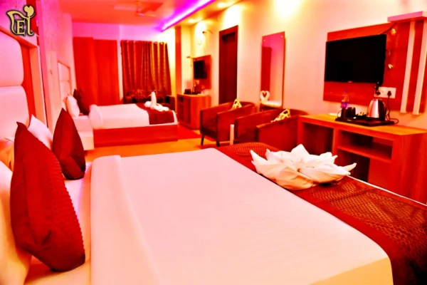 jacuzzi hotel in sharadha puram colony, haridwar - hotel elgrovia