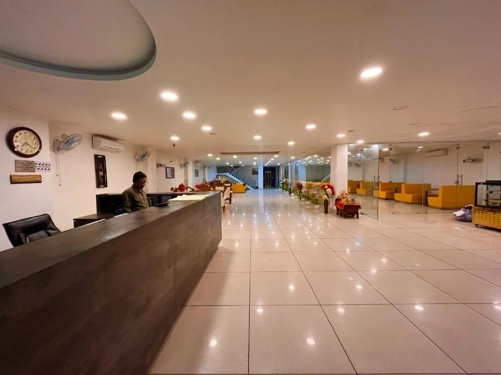 hotel with meeting room in bhoopatwala, haridwar - hotel ndbl near hari ki pauri