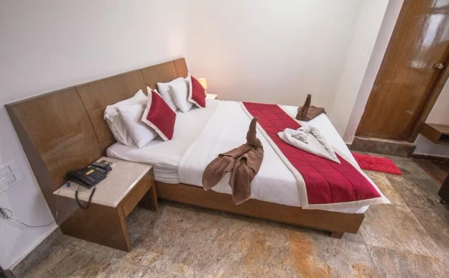 hotel near hassan railway station - hotel tokyo