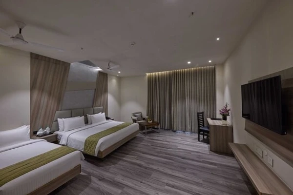 hotel in seetharam nagar, hosur for couples - grand continent, hosur - a sarovar portico affiliate hotel
