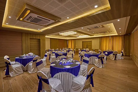 family hotel with pool in seetharam nagar, hosur - grand continent, hosur - a sarovar portico affiliate hotel