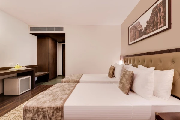 hotel with gym in vidyanagar, hubli - lemon tree hotel hubli