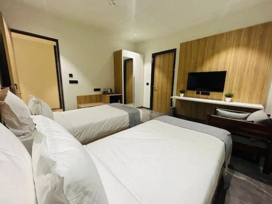 hotel with bar in shamshabad, hyderabad - akoya business hotel hyderabad airport