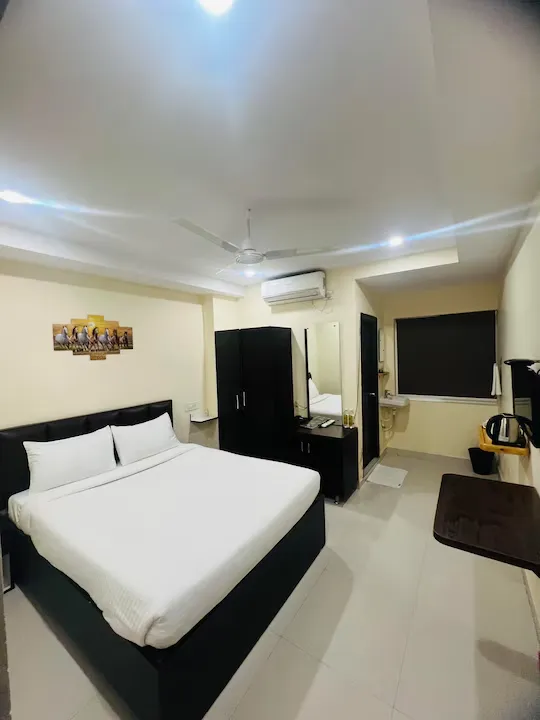 unmarried couple friendly hotels in asm grand hyderabad