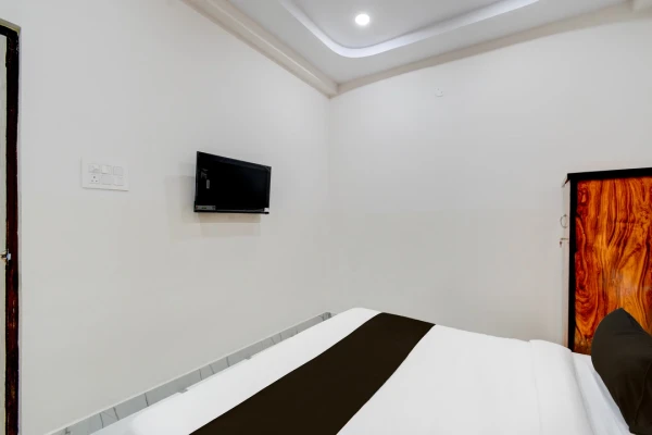 hotel in nalgonda, hyderabad for couples - ayyappa grand inn