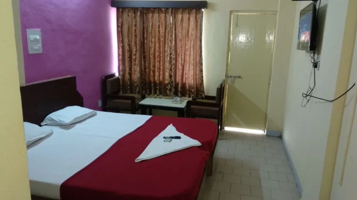 family hotel with pool in secunderabad, hyderabad - baba crystal lodge