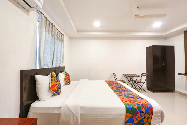 unmarried couple friendly hotels in beestay by monday hotels gachibowli hyderabad