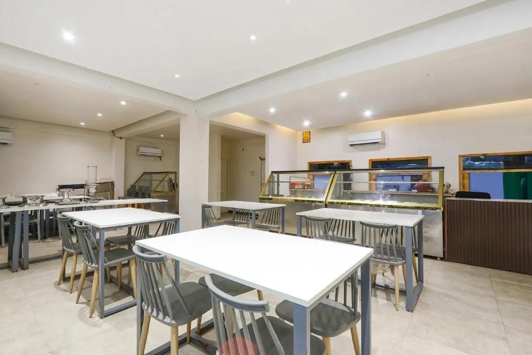 hotel in gachibowli, hyderabad for family - beestay by monday hotels gachibowli