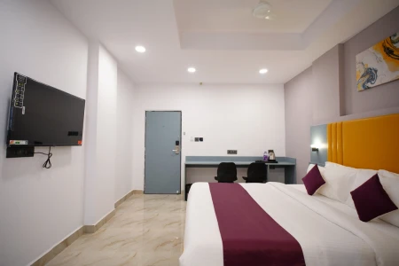 hotel with party hall in gachibowli, hyderabad - beestay hotels financial district