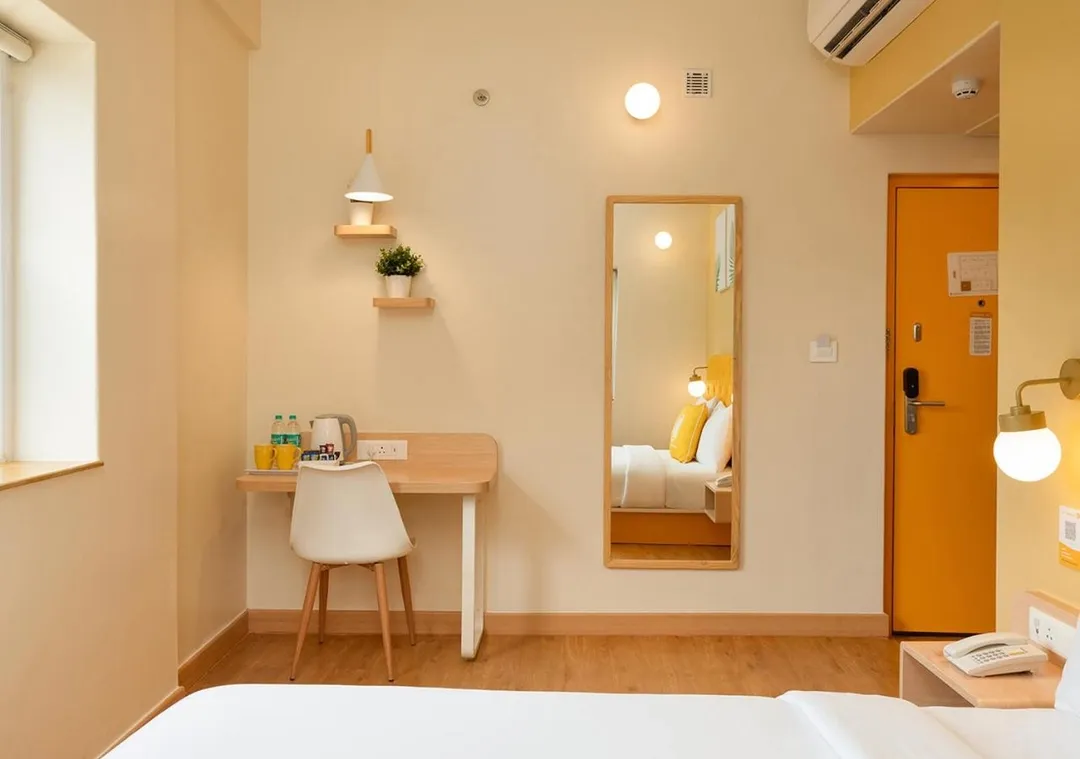 best early check in hotels in bloom hotel financial district hyderabad