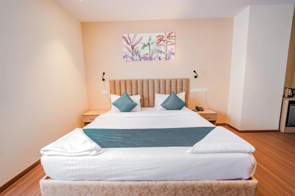 hotel with banquet hall in nanakramguda, hyderabad - casa hotel and suites