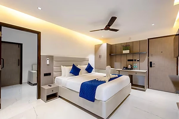 hotel with free parking in madhapur, hyderabad - ecko la maniere business hotels