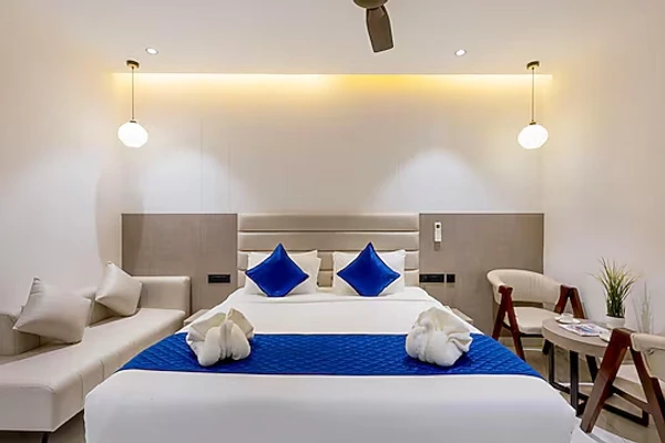 family hotel with pool in madhapur, hyderabad - ecko la maniere business hotels
