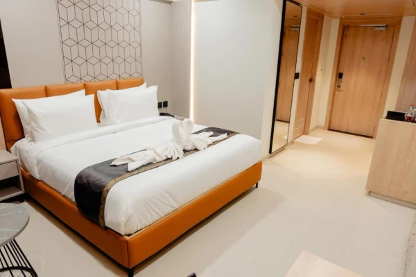 best luxury hotels in ecko premier v kondapur hyderabad