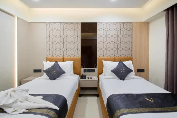 hotel with banquet hall in gachibowli, hyderabad - ecko premier v kondapur