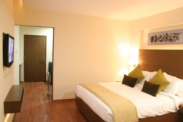 hotel with meeting room in secunderabad, hyderabad - grand continent, secunderabad - a sarovar portico affiliate hotel