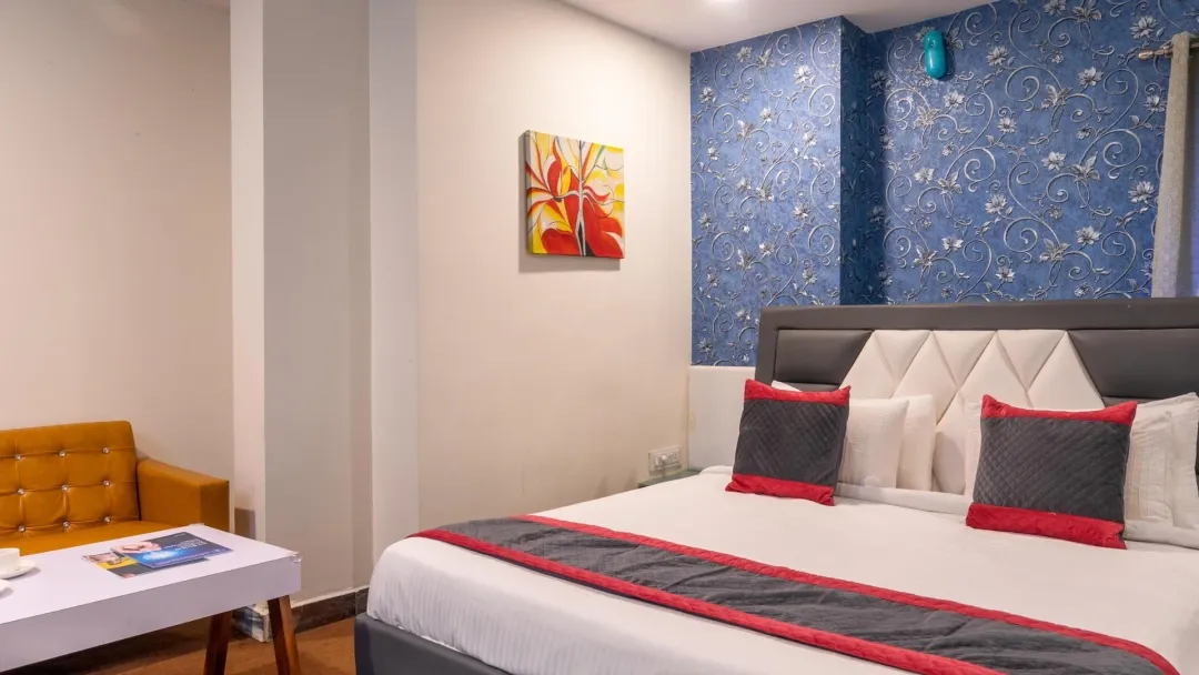 hotel with swimming pool in hitec city, hyderabad - hotel abi residency