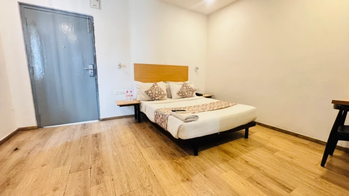 3 star hotels in hotel cinco prime -premium rooms hyderabad