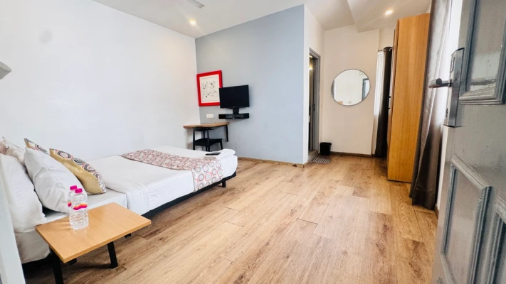 hotel with meeting room in secunderabad, hyderabad - hotel cinco prime -premium rooms