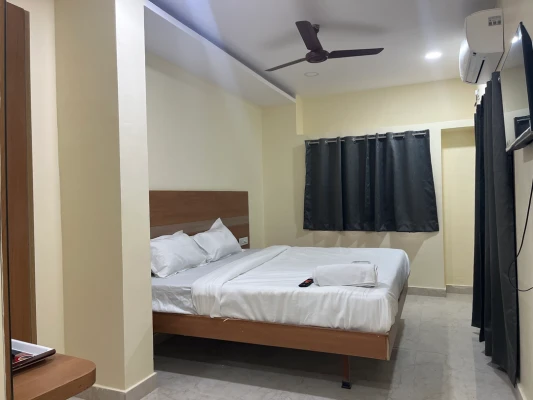 hotel near hyderabad airport - hotel elite swagath grand
