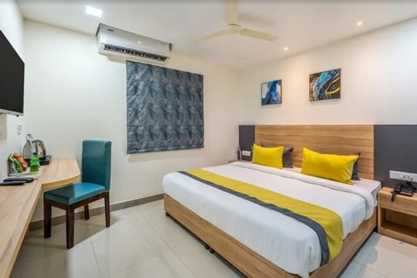 hotel near hyderabad railway station - hotel eminent suites