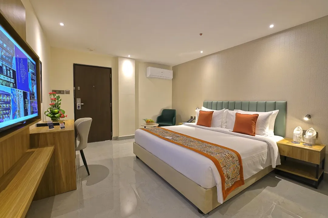 hotel with party hall in banjara hills, hyderabad - hotel grand continent banjara hills