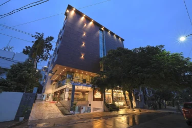 jacuzzi hotel in banjara hills, hyderabad - hotel grand continent banjara hills