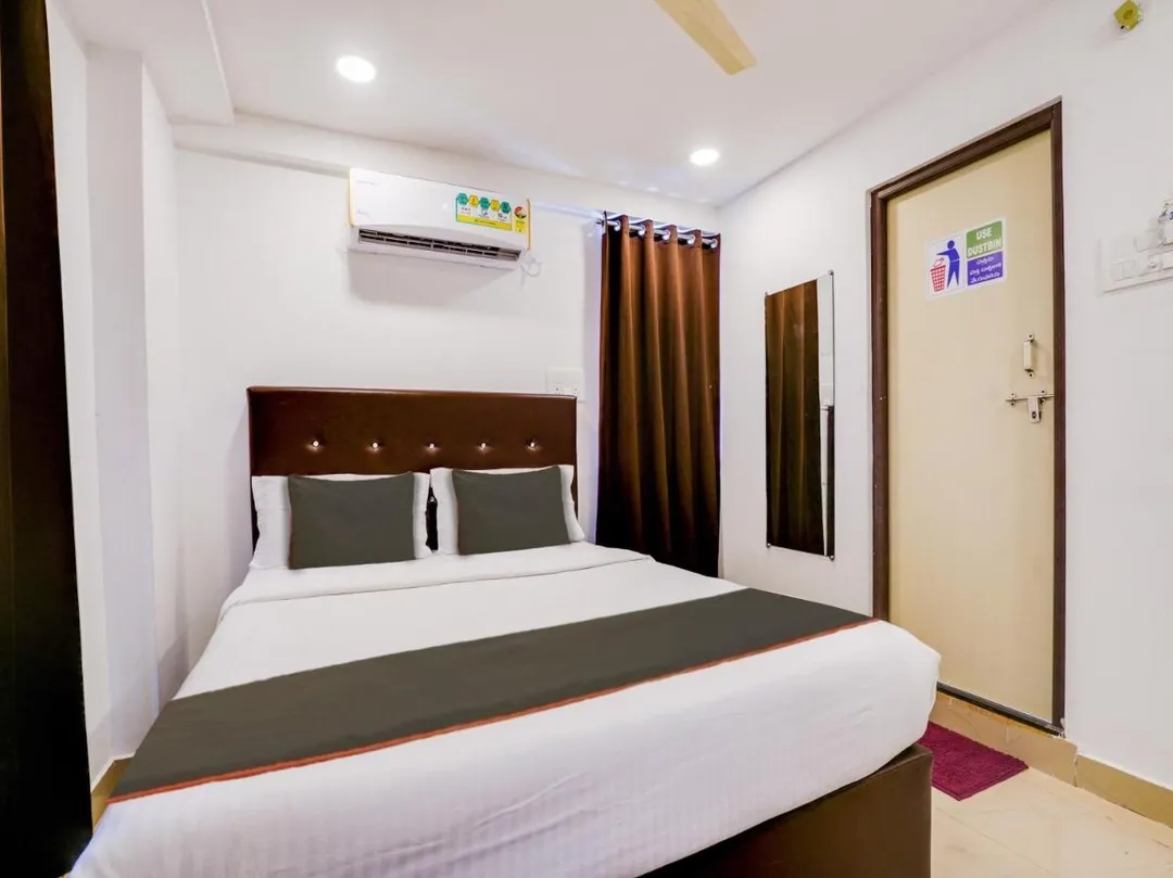 hotel in kukatpally, hyderabad for family - hotel green majestic