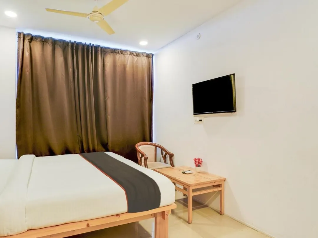 budget hotel in kukatpally, hyderabad - hotel green majestic