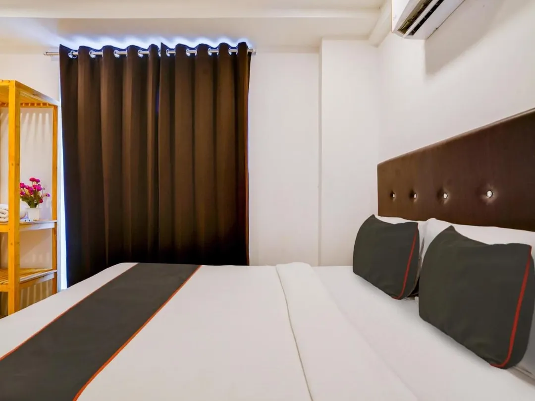 hotel with bar in kukatpally, hyderabad - hotel green majestic