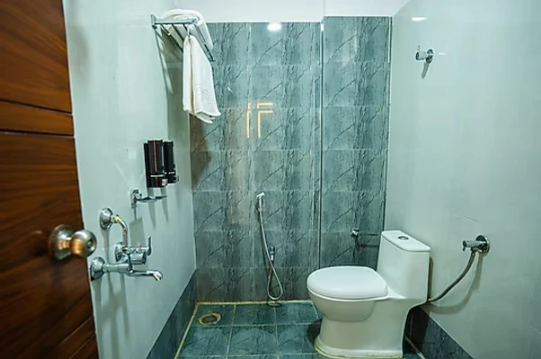 hotel with gym in madhapur, hyderabad - hotel indiana hitech city