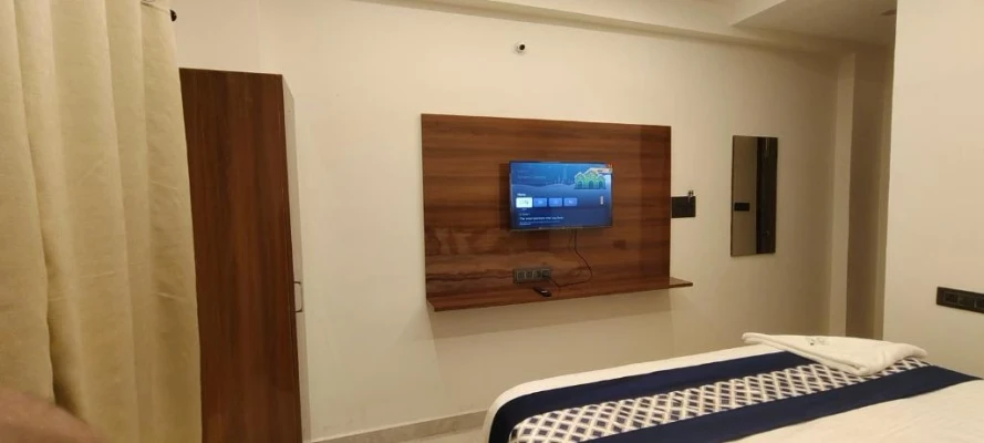 hourly stay in hotel khyaathi grand hyderabad