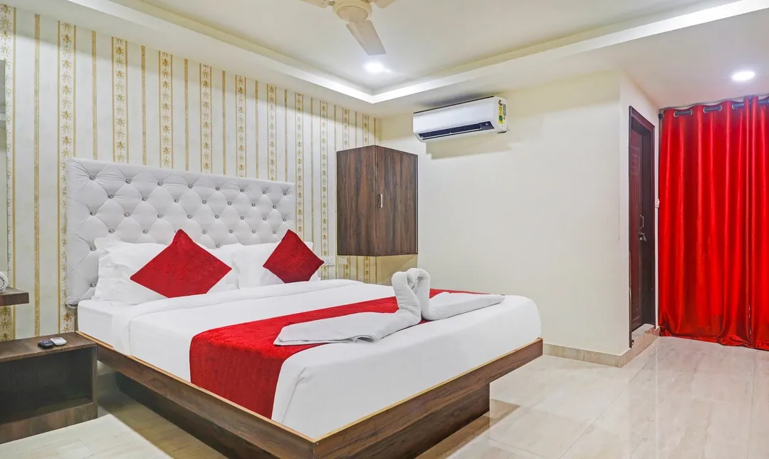 24 hours check in hotels in hotel la skry boutique hyderabad