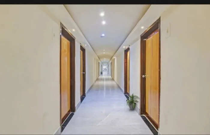 jacuzzi hotel in lakdiapul, hyderabad - hotel maruthi residency lakdikapul