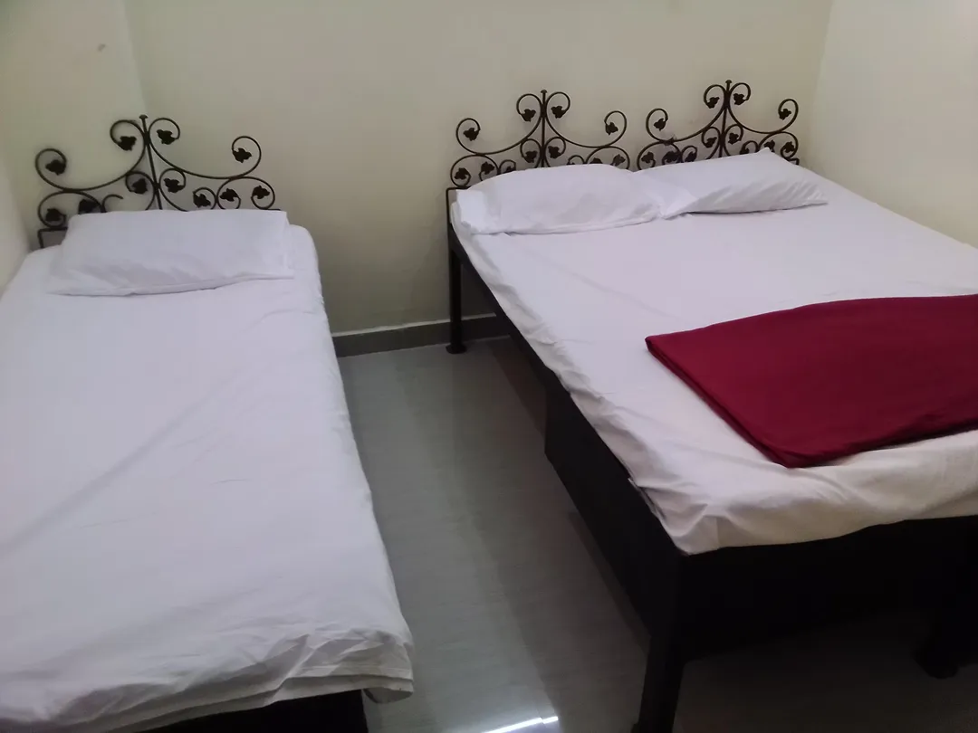budget hotels in hotel mukesh residency hyderabad